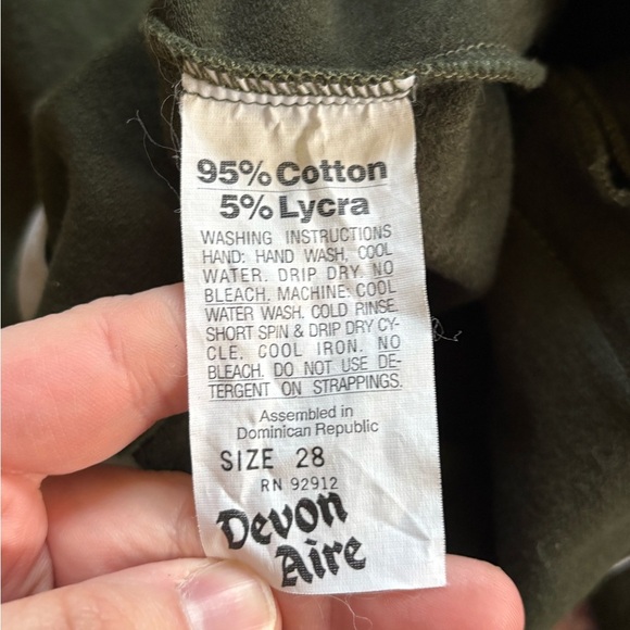 Women’s Devon Aire Green Riding Pants - Picture 5 of 7